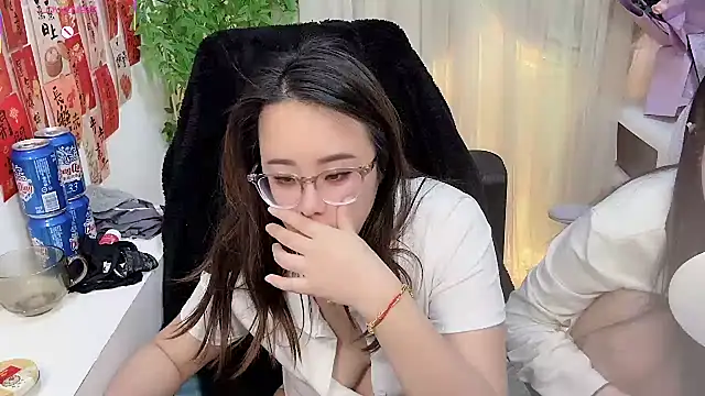 NEWONETO live sex cam