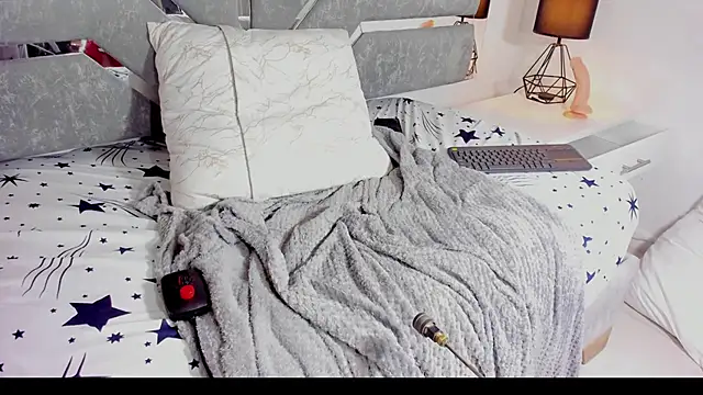 Slut_Milf_ live sex cam