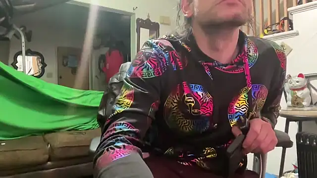 MasterDaddyCool's cam snapshot