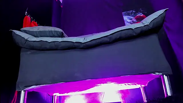 LucyStonne's cam snapshot