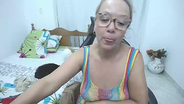 yeslluisa's cam snapshot