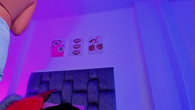 kittymonroe1's cam snapshot