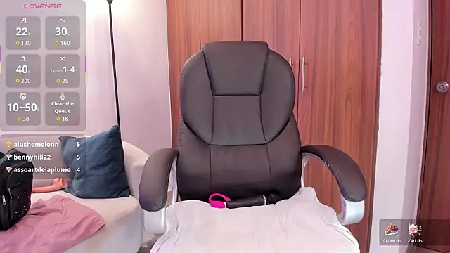 ivonny_miller's cam snapshot