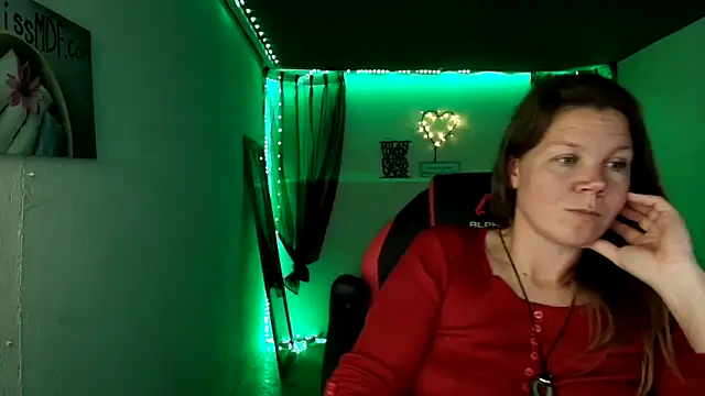 CallMeMaria's cam snapshot