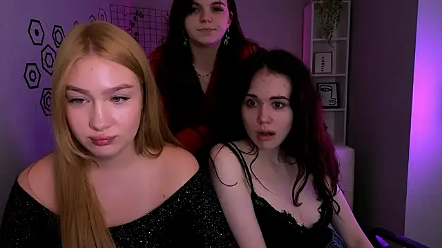 playful_sophie live sex cam