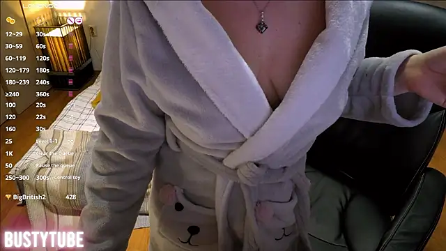 BUSTYTUBE live sex cam