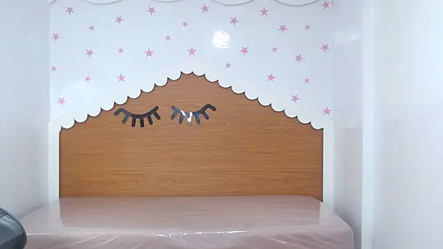 scarlett_percy_t's cam snapshot