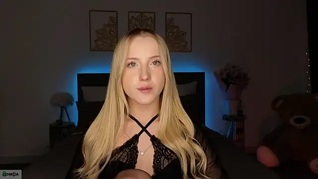 adele_armass's cam snapshot