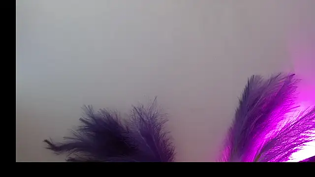 Queen_Rousee's cam snapshot