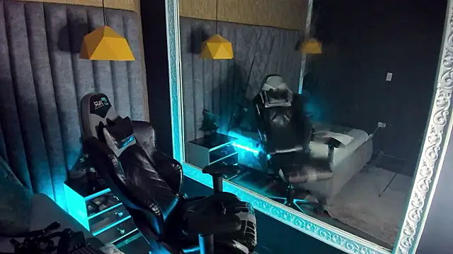 NicolaiKarav live sex cam