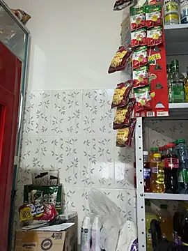 emilyjohanson live sex cam