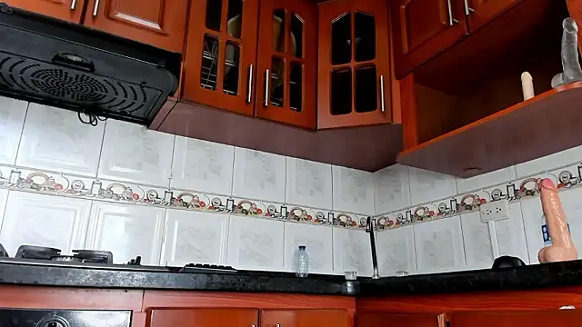 Lucy_Vegas's cam snapshot