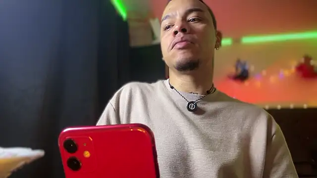 AlphaMasterXxx live sex cam