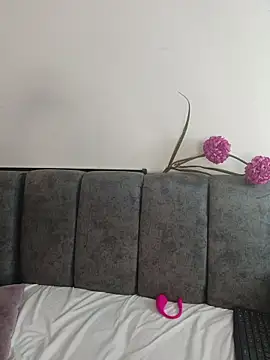 Alana_steel_1's cam snapshot