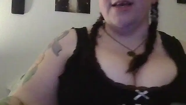 GothyBaby's cam snapshot