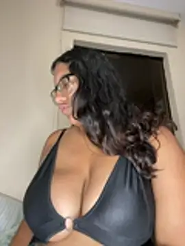 AnthoKhalifa's cam snapshot