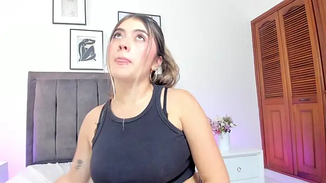 Sophia_Clark8 live sex cam