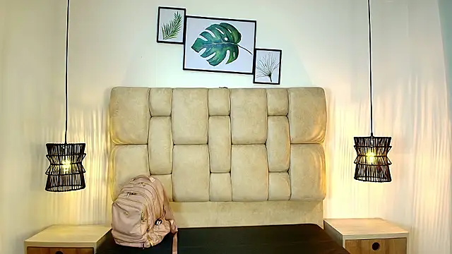 AdharaSmithh's cam snapshot