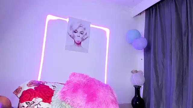 sweet_cinamon's cam snapshot