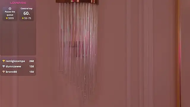 RemyLoon live sex cam