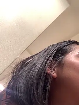 AlyssaRay's cam snapshot