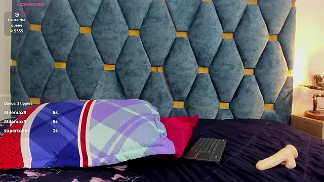 Sofia_ll's cam snapshot