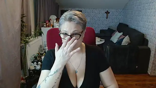 bigtits4you's cam snapshot