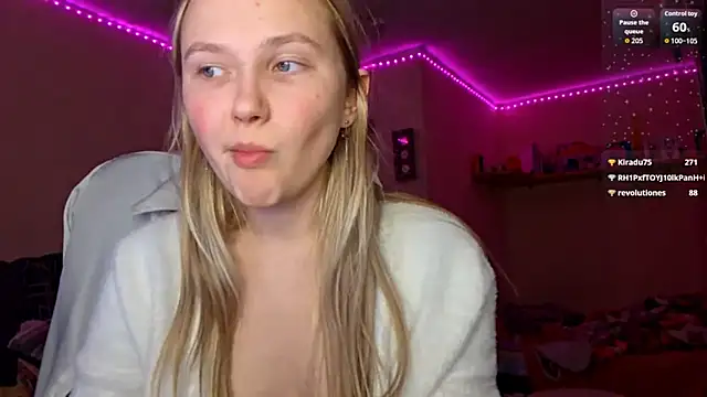 KarinRobertson's cam snapshot