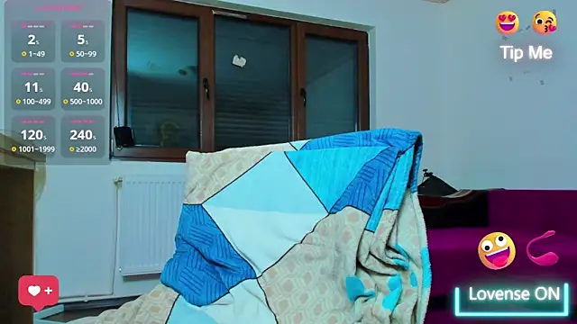 MiaKiittyy's cam snapshot