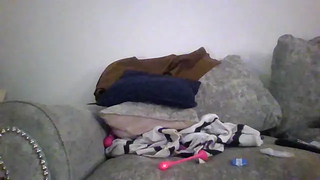 Forbidden-Irish-x's cam snapshot