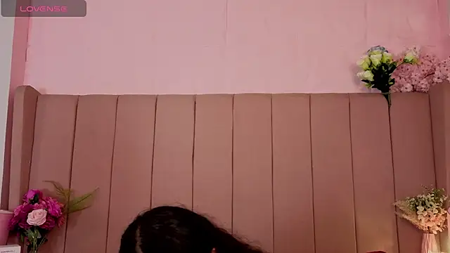 MollyBigBoobs12's cam snapshot