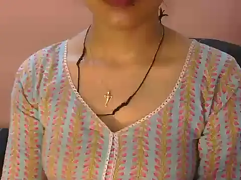 Cute_Pihu01's cam snapshot