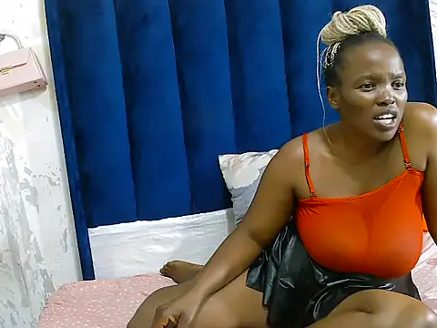 SwaziBeauty's cam snapshot