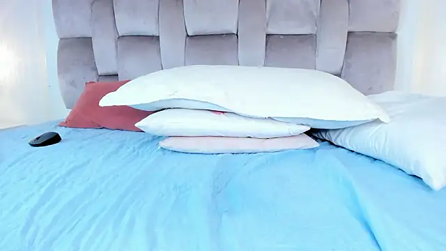 Emma_Montiel's cam snapshot