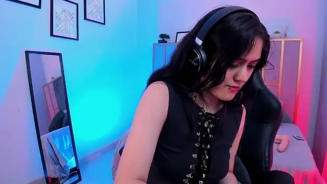 Azurra_amatto2's cam snapshot