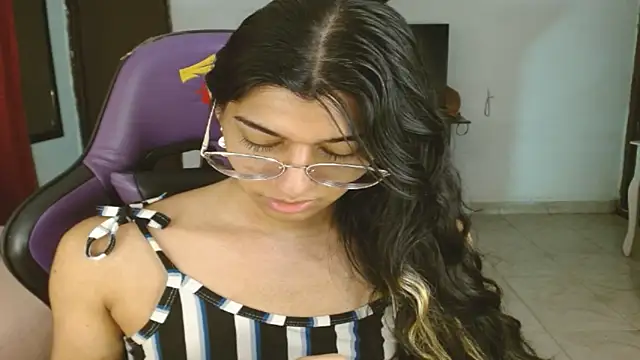 Alanni_parker live sex cam