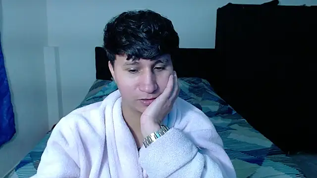 Im_Milan_Rs's cam snapshot