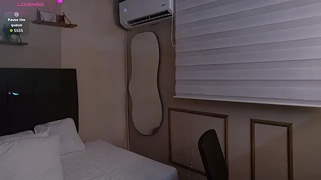 Thony_Big live sex cam