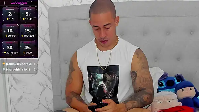 luigiferrara live sex cam