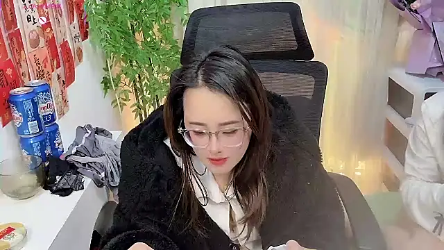 NEWONETO live sex cam