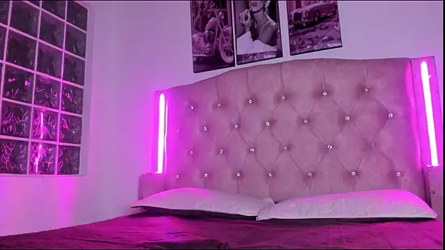 Alahia_rosee's cam snapshot