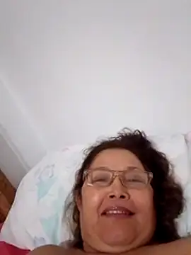 Cessi50 live sex cam