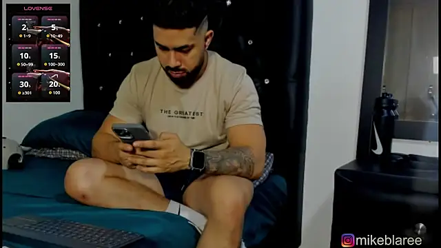 mikeblaree live sex cam