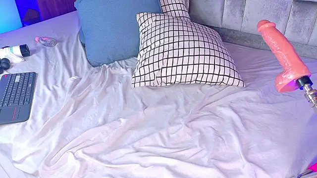 nahomi_campbell live sex cam