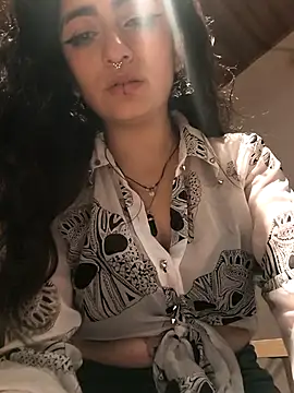 Lila_Desiree live sex cam