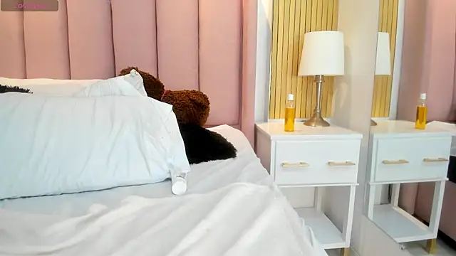 xXxSamantha__ live sex cam