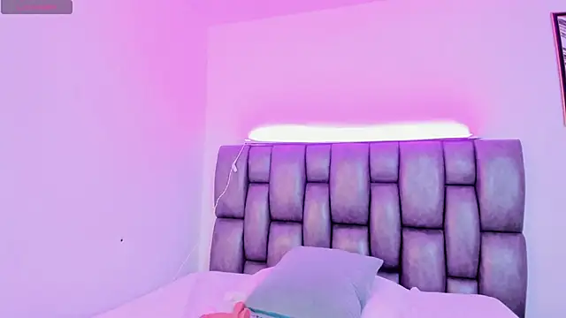 Alicee_Broownn live sex cam