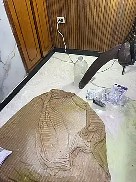 mysticlatina1 live sex cam