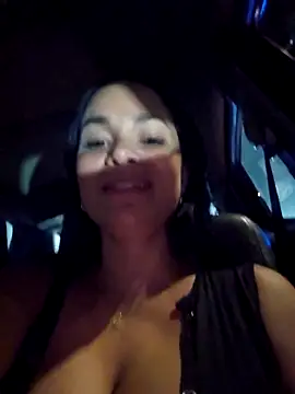 CataleyaRusso's cam snapshot