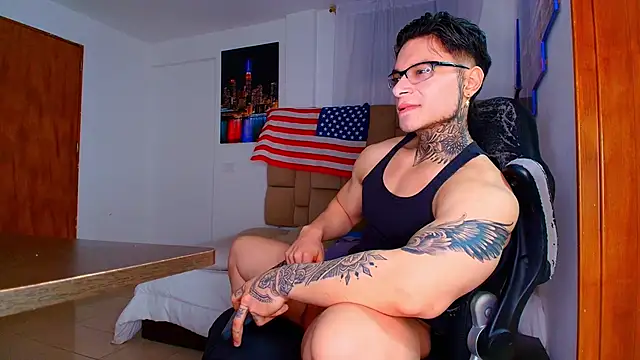 DennisWalkerr live sex cam